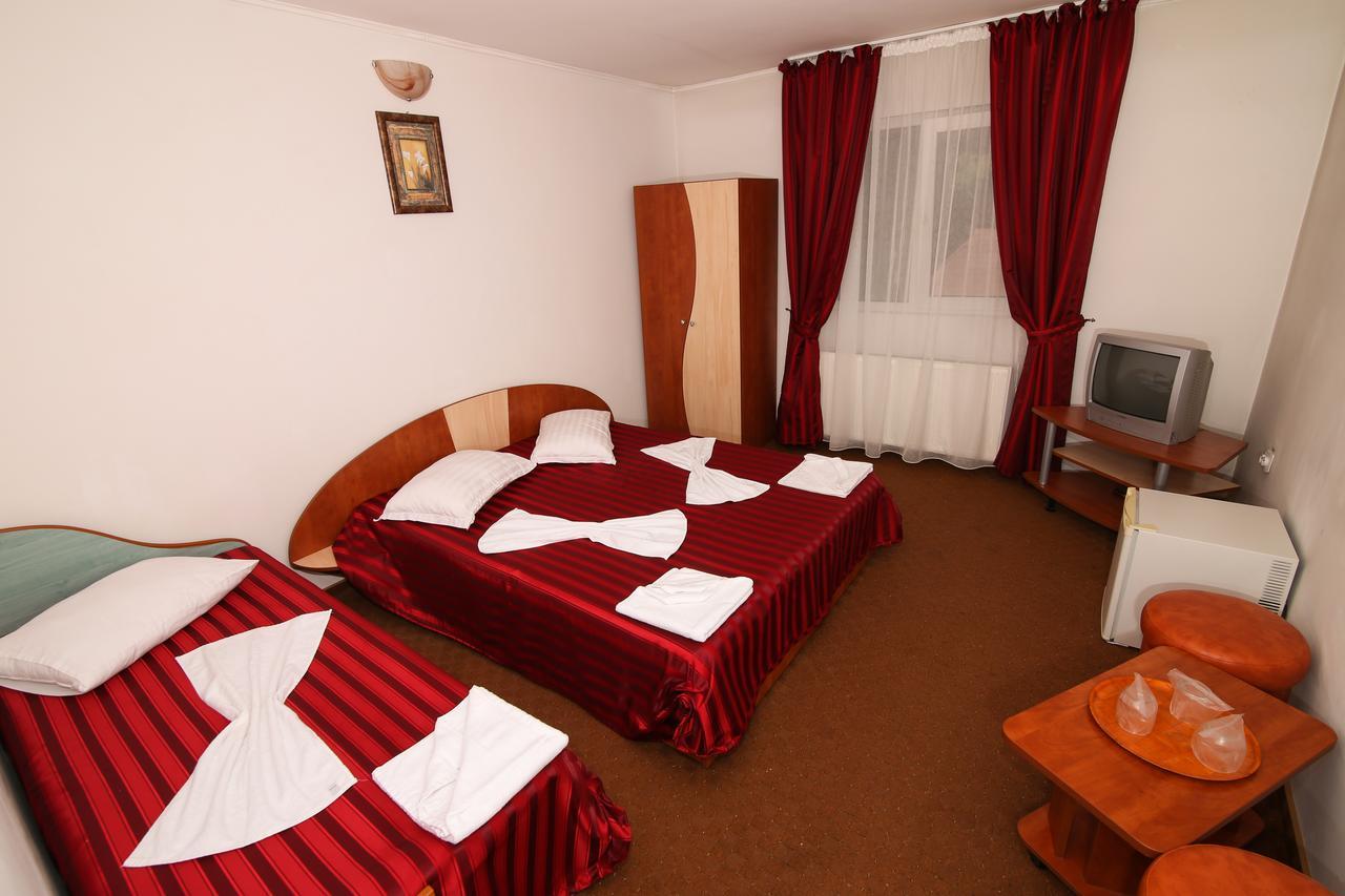 Motel Cotul Donului Predeál Kültér fotó